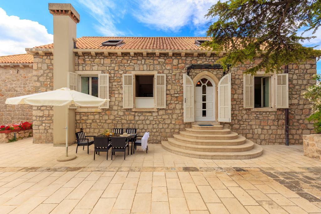 Hedera Estate, House Hedera V Holiday home