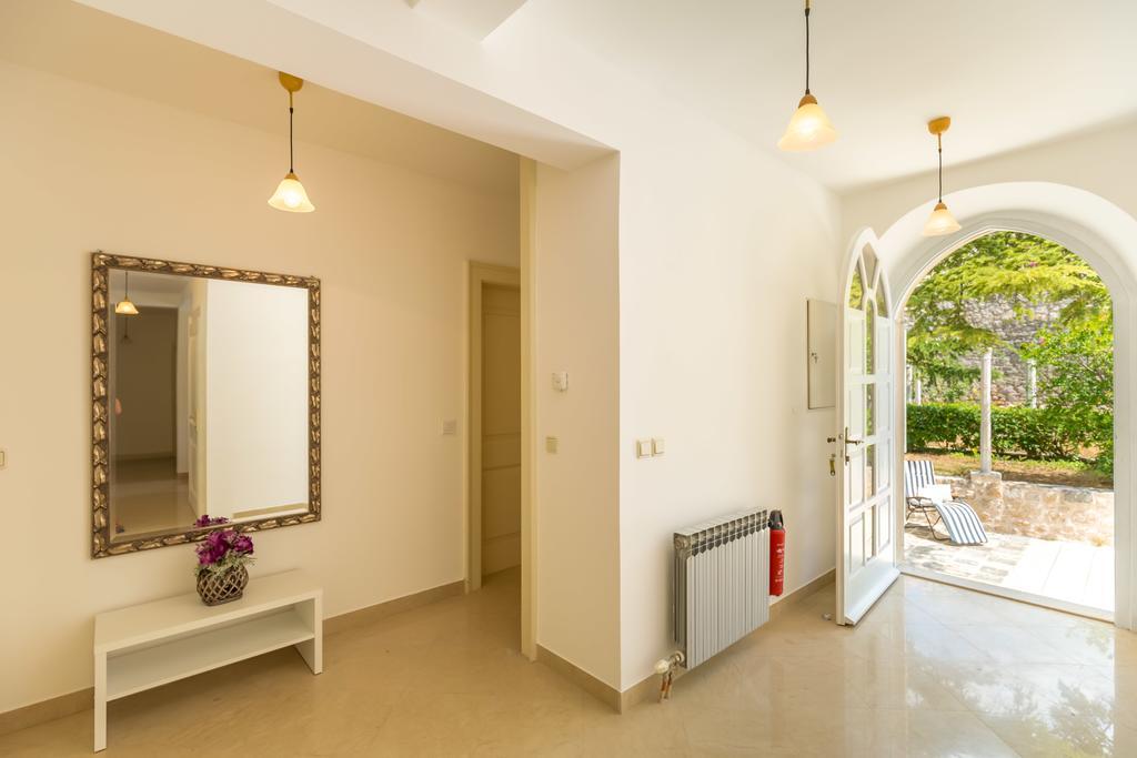 Hedera Estate, House Hedera V *