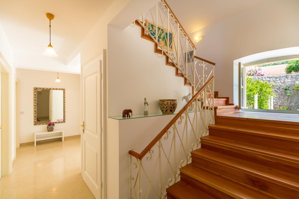 Hedera Estate, House Hedera V Holiday home